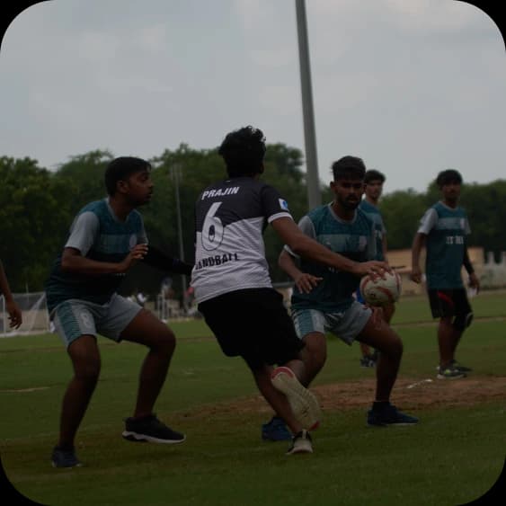 HANDBALL